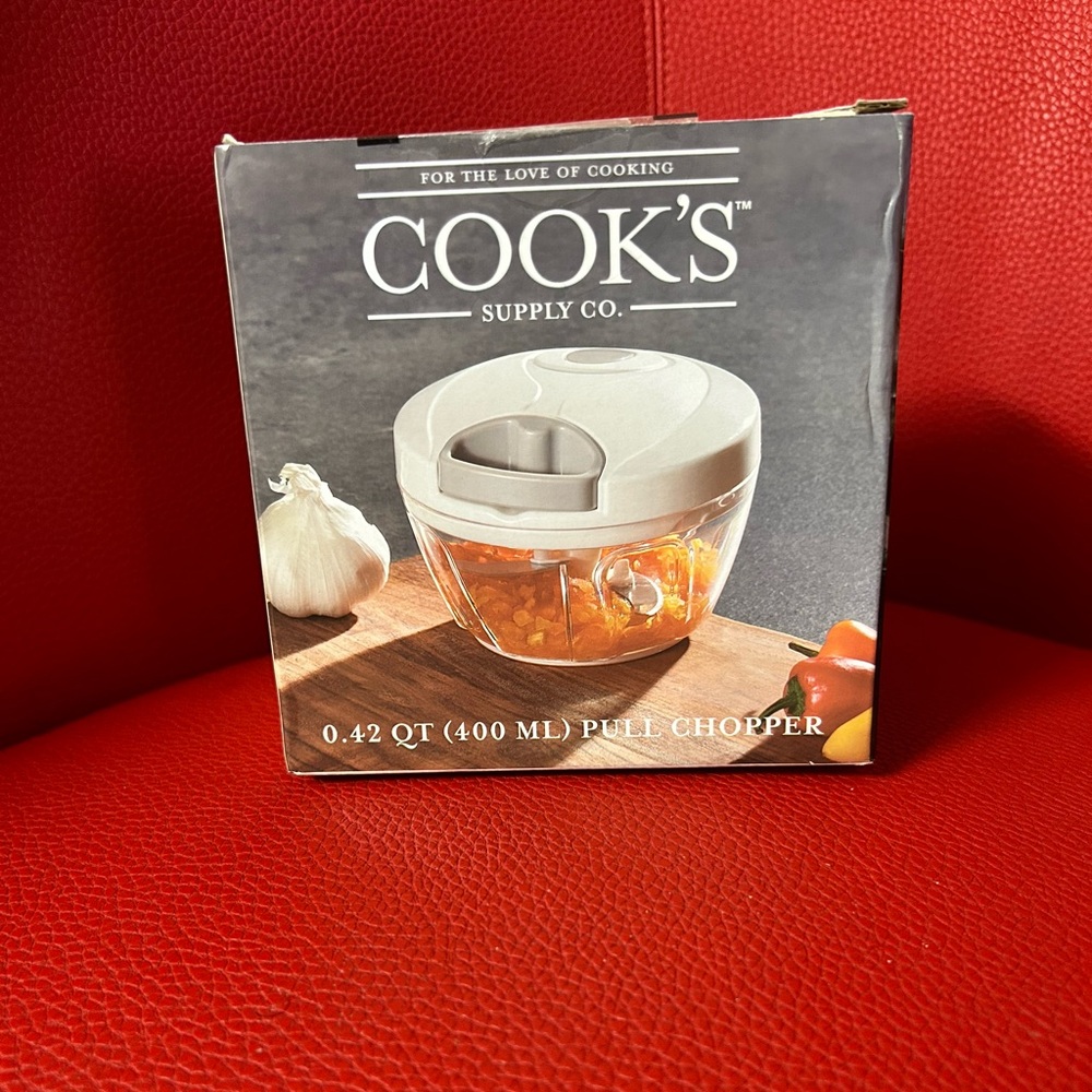 Cook's Supply Co. Mini Pull Chopper - 0.42 QT (400 ML) for Convenient Meal Prep
